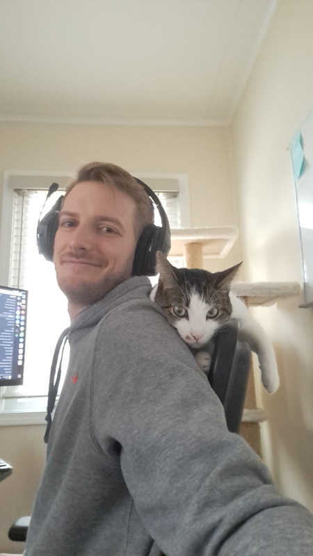 Beef atop my shoulders while working, again.